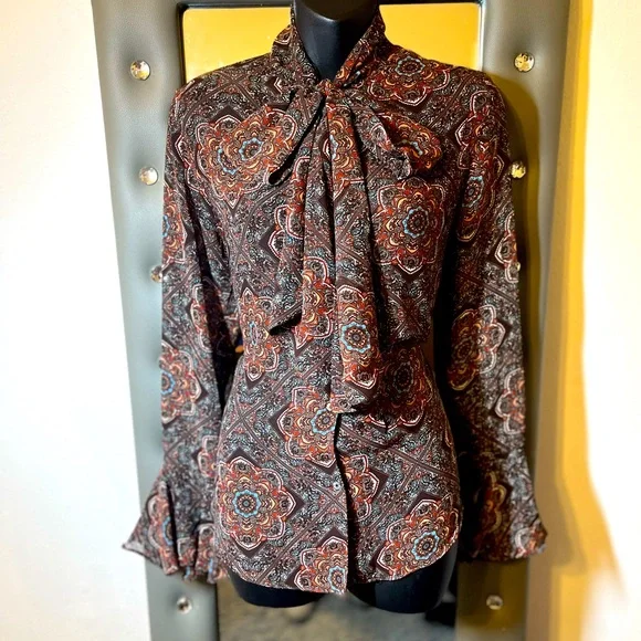 Vintage button down bow tie shirt - Picture 1 of 3